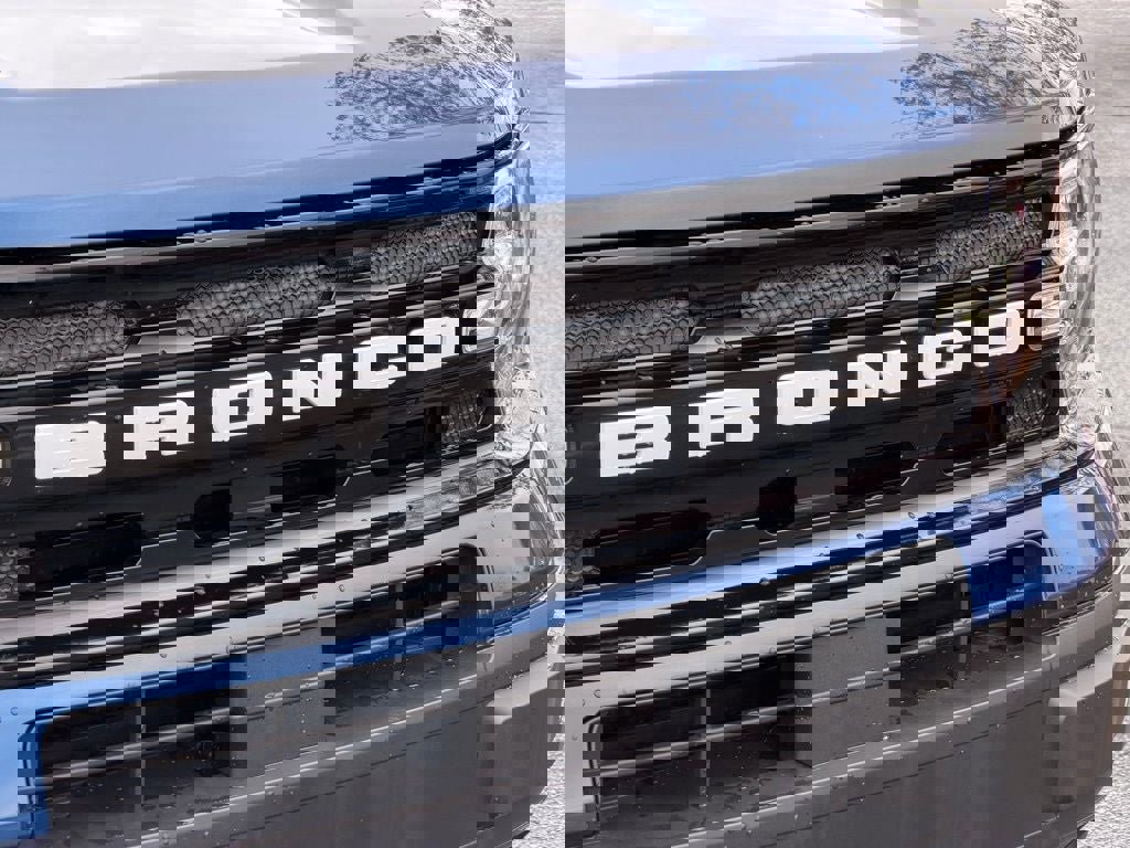 Certified 2024 Ford Bronco Sport Outer Banks w/ Tech Package image 11