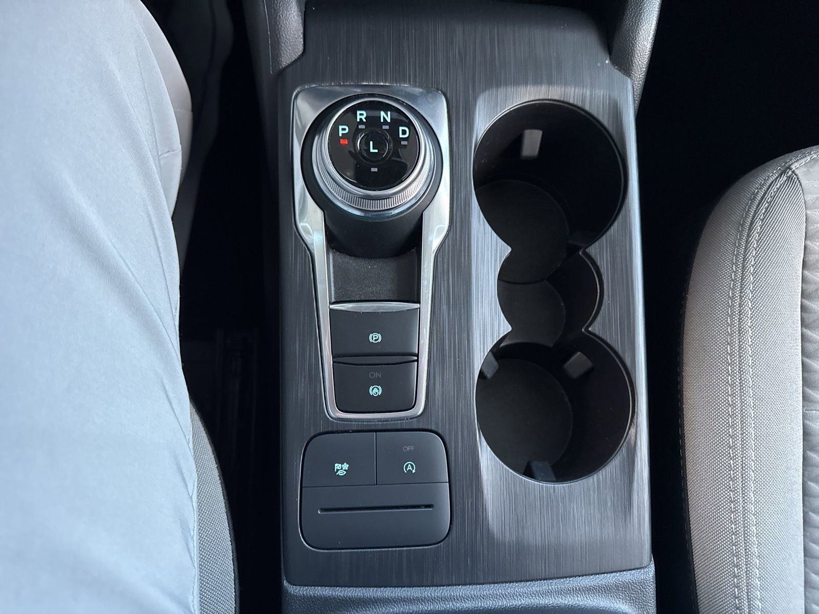 Certified 2022 Ford Escape SE w/ Convenience Package image 31