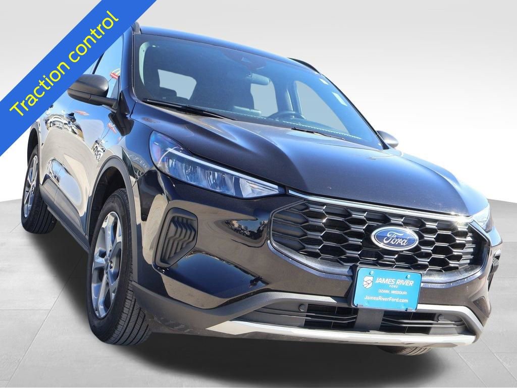 Certified 2025 Ford Escape ST-Line AWD/4WD image 7