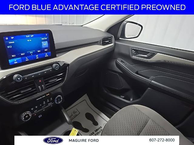 Certified 2022 Ford Escape SE w/ Cold Weather Package AWD/4WD image 29