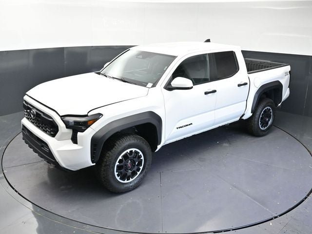 Used 2024 Toyota Tacoma TRD Off-Road AWD/4WD image 28