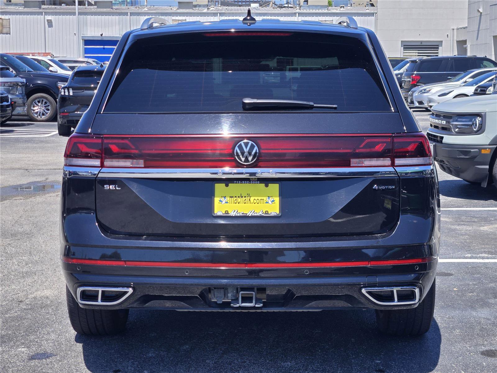 Used 2024 Volkswagen Atlas SEL Premium R-Line AWD/4WD image 7