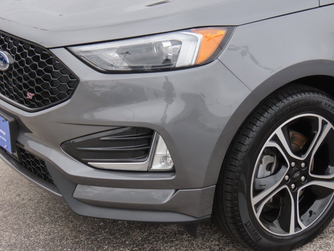 Certified 2023 Ford Edge ST AWD/4WD image 3