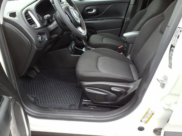 Used 2023 Jeep Renegade Latitude image 16