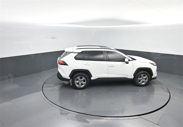 Used 2022 Toyota RAV4 XLE image 25