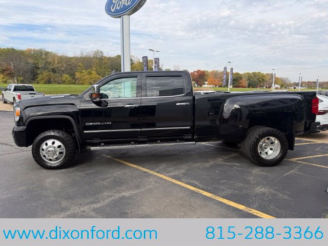 Used 2019 GMC Sierra 3500 Denali AWD/4WD image 5