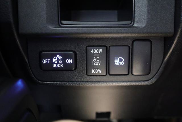 Used 2019 Toyota Tacoma TRD Sport AWD/4WD image 27