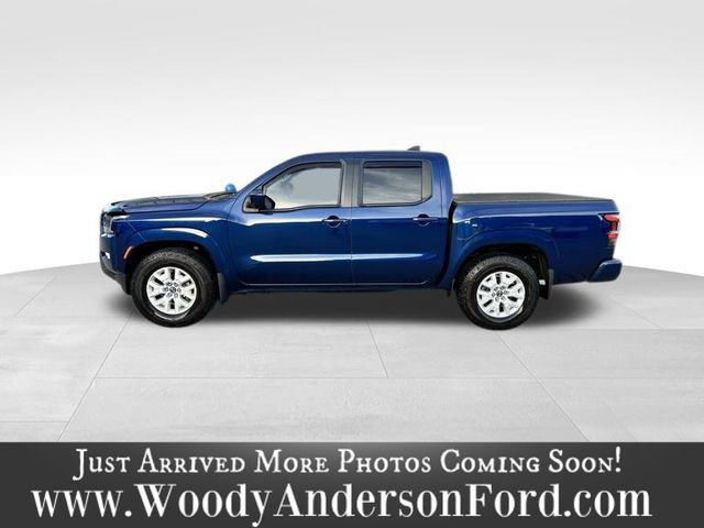 Used 2022 Nissan Frontier SV image 3