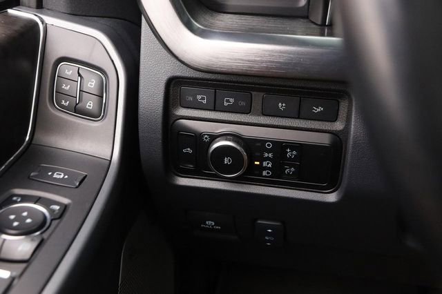 Certified 2024 Ford F350 Lariat w/ Lariat Ultimate Package image 21