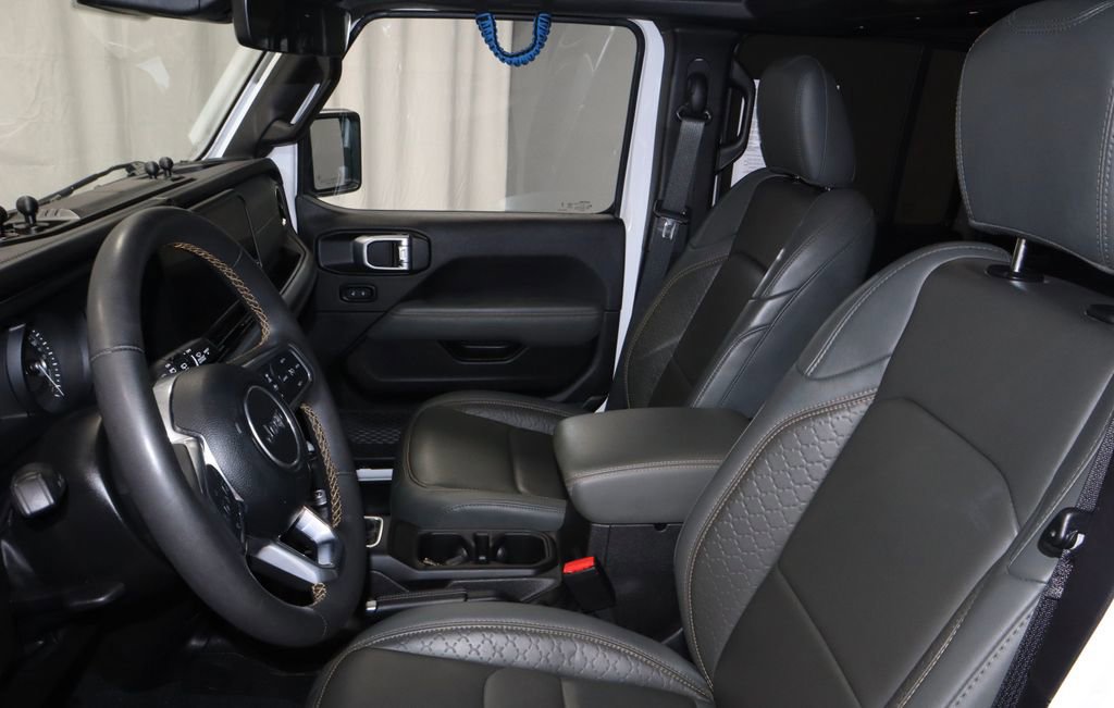 Used 2024 Jeep Wrangler High Altitude image 25