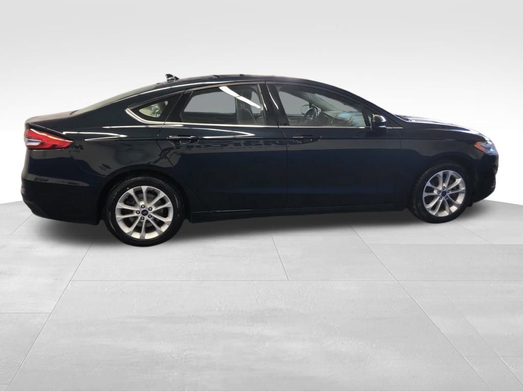 Certified 2020 Ford Fusion SE image 6