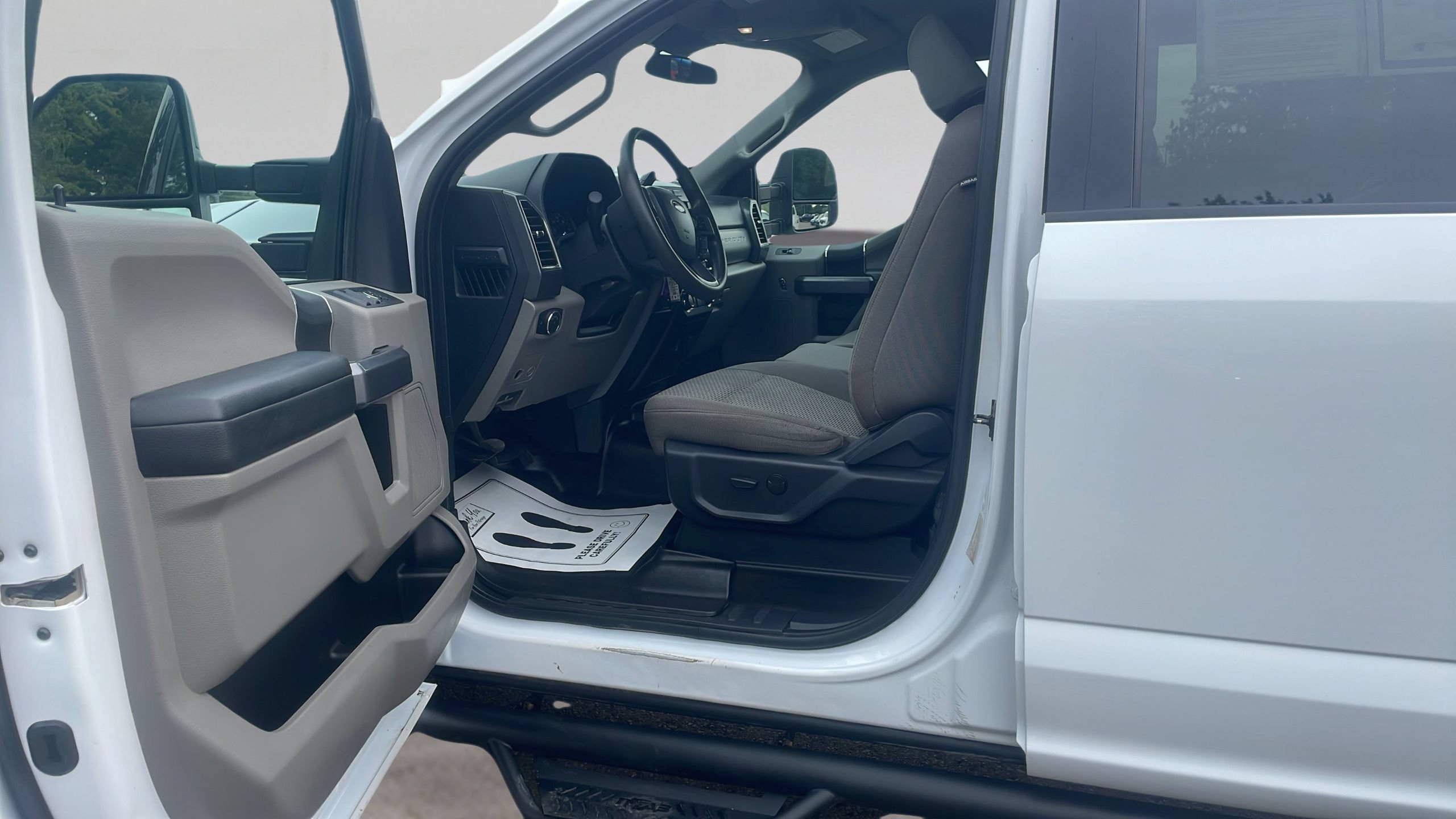 Certified 2022 Ford F250 XLT AWD/4WD image 11