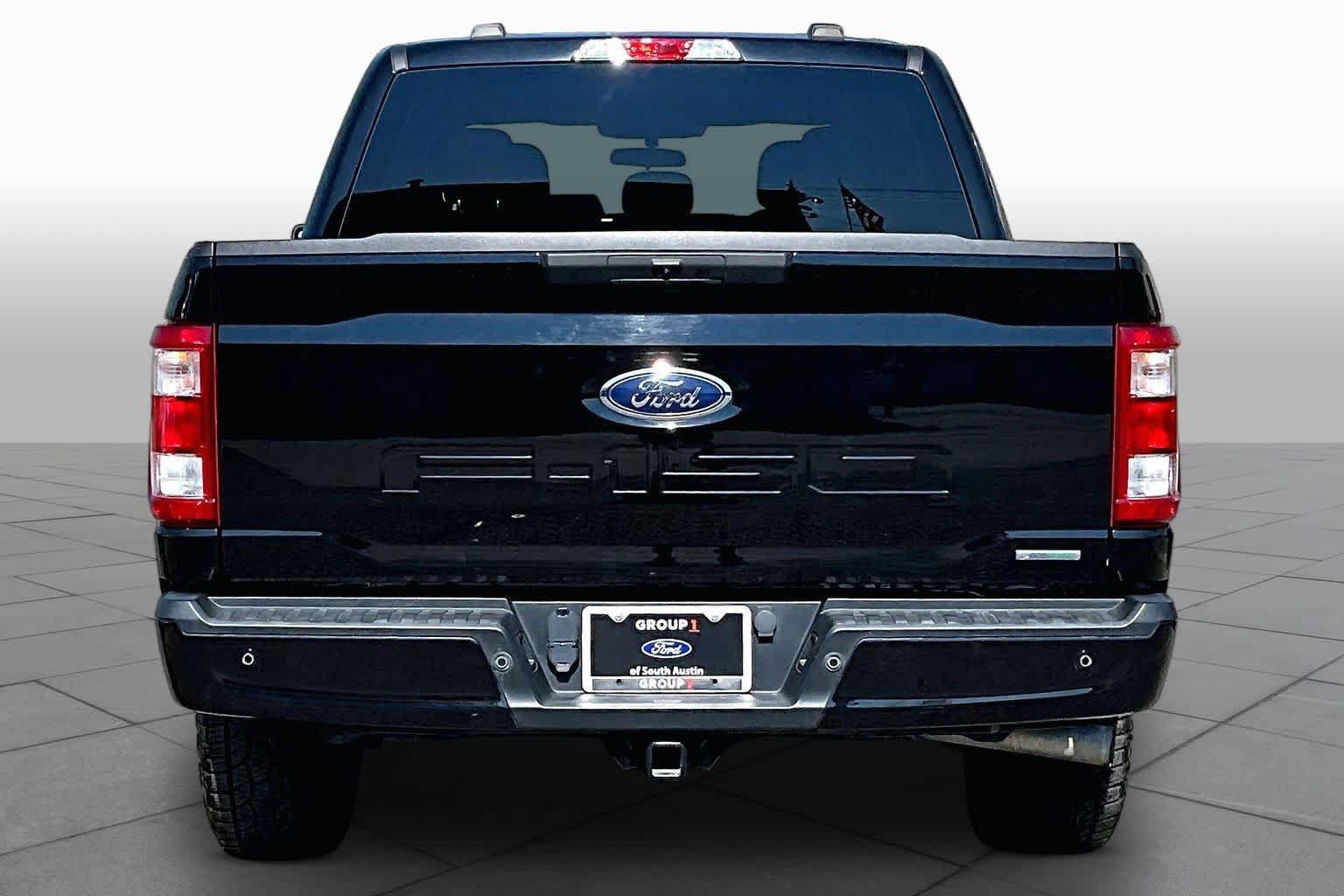 Certified 2022 Ford F150 XL w/ STX Appearance Package RWD image 5
