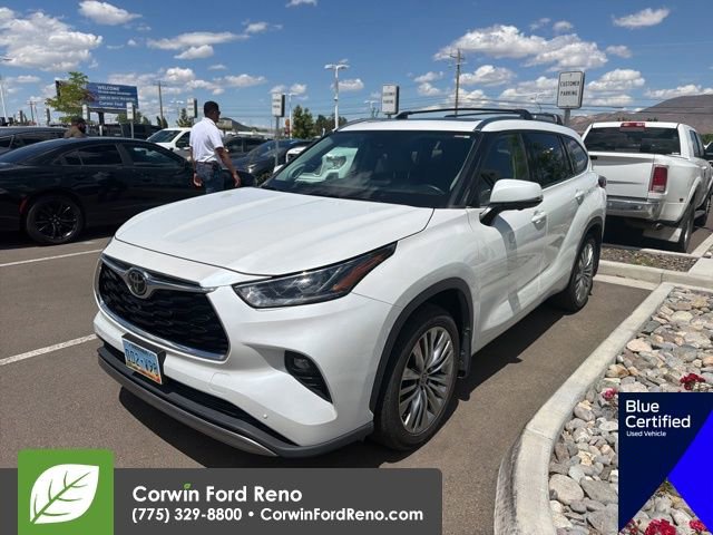 Used 2023 Toyota Highlander Platinum AWD/4WD image 4