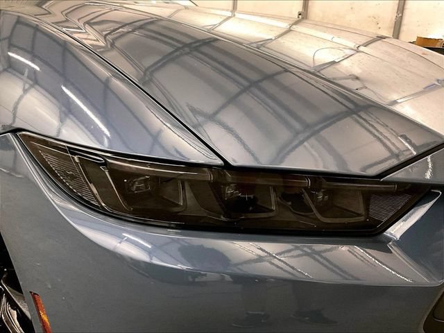 Certified 2025 Ford Mustang Coupe RWD image 27