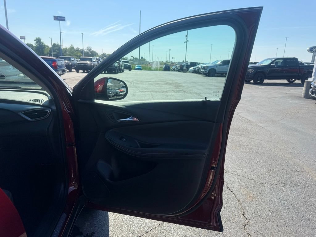 Used 2023 Buick Encore GX Preferred w/ Cold Weather Comfort Package FWD image 48