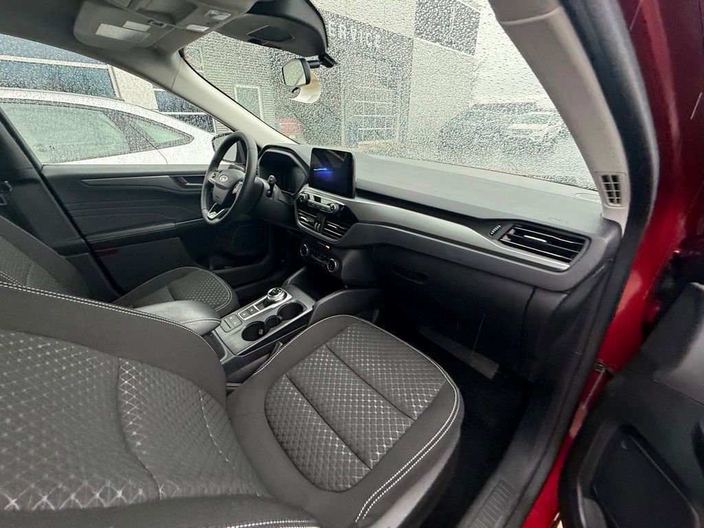 Certified 2023 Ford Escape Active image 9
