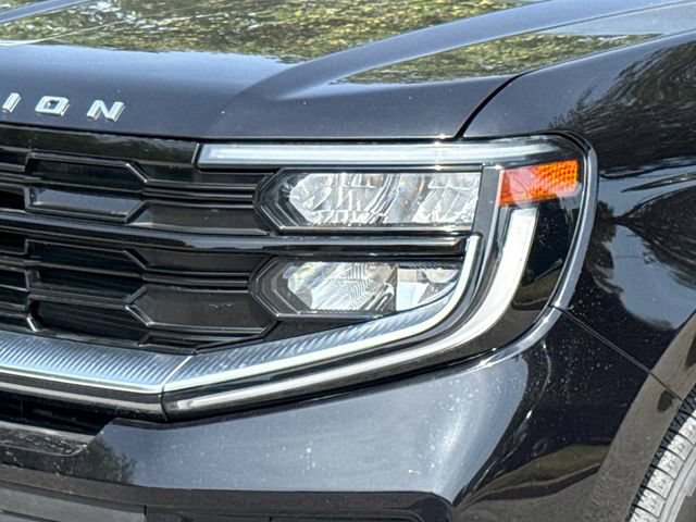 Certified 2025 Ford Expedition Max Platinum AWD/4WD image 4
