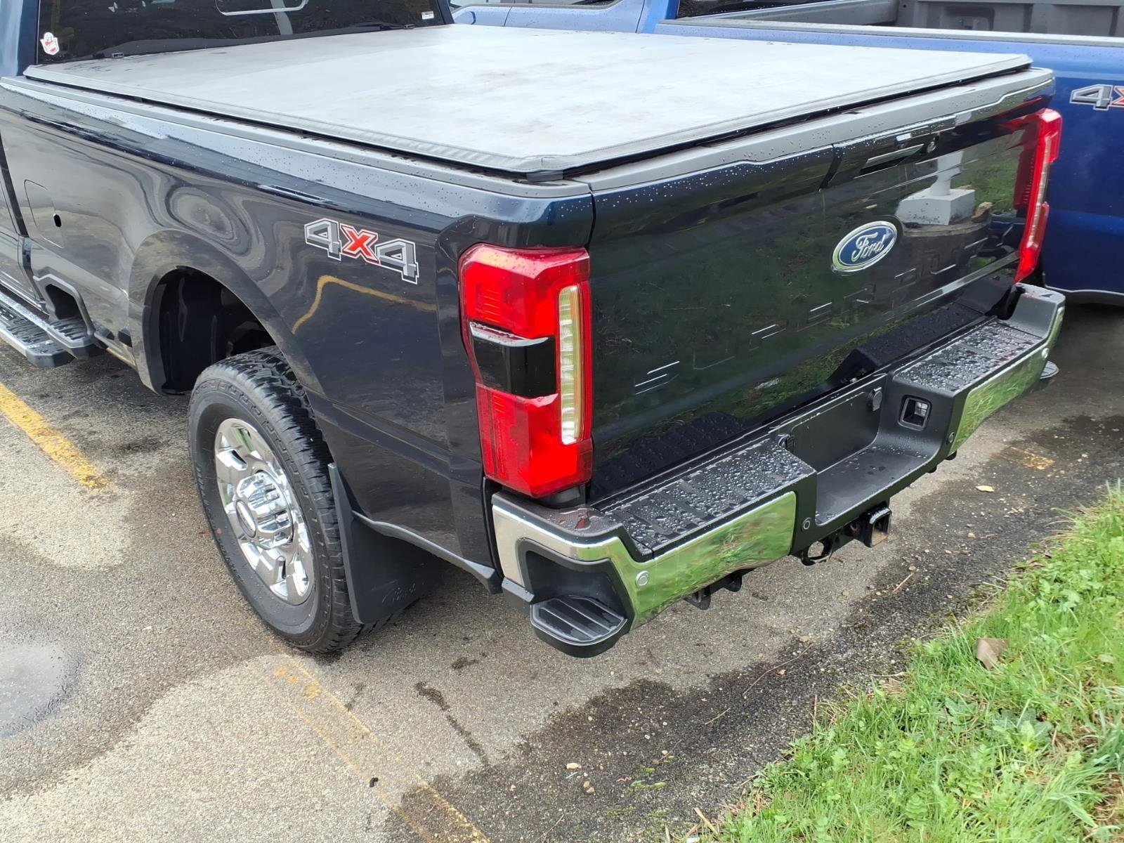 Certified 2023 Ford F350 Lariat w/ Tow Technology Package image 3