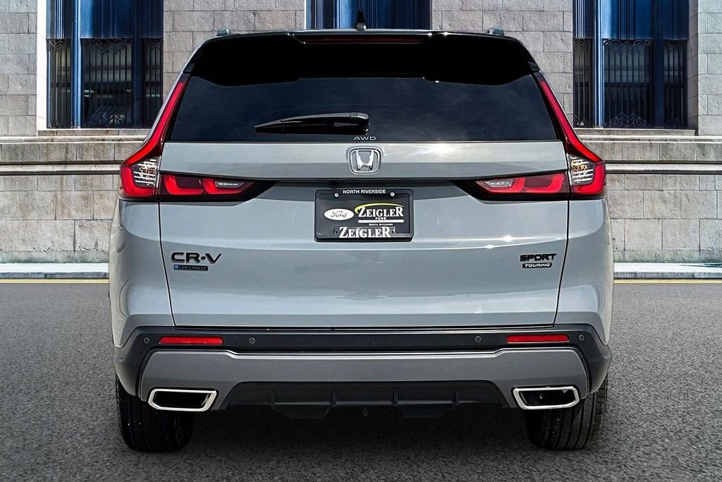 Used 2026 Honda CR-V Sport Touring image 4
