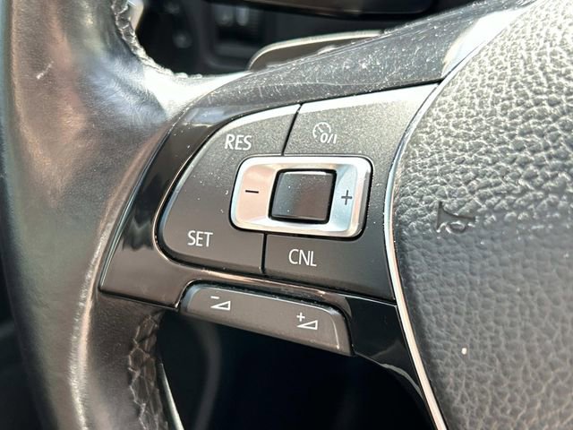 Used 2018 Volkswagen Golf SE FWD image 33