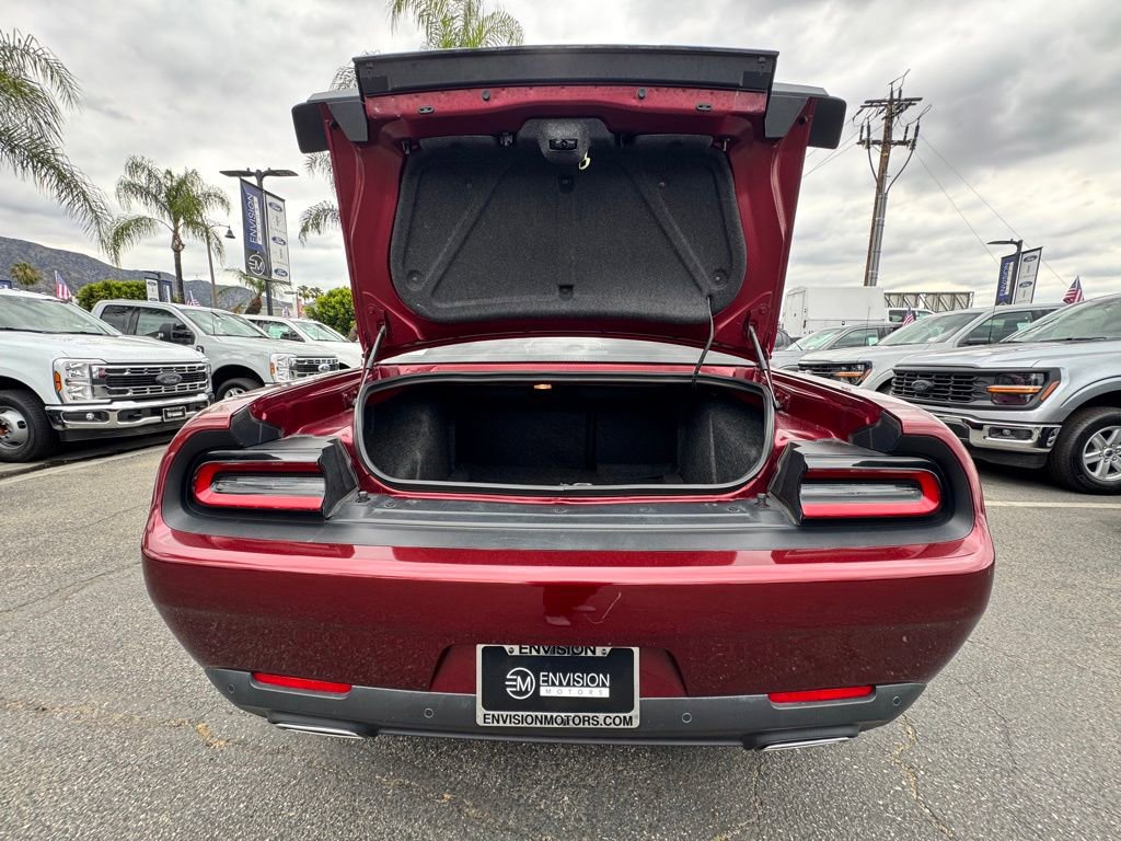 Used 2022 Dodge Challenger GT w/ Plus Package RWD image 17