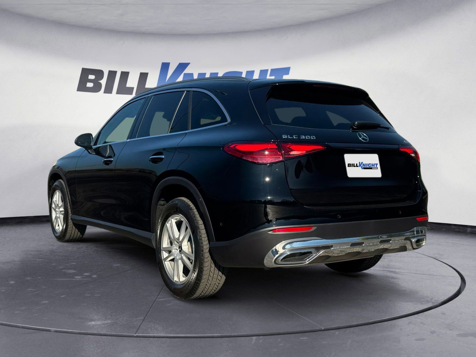 Used 2025 Mercedes-Benz GLC 300 GLC 300 image 3