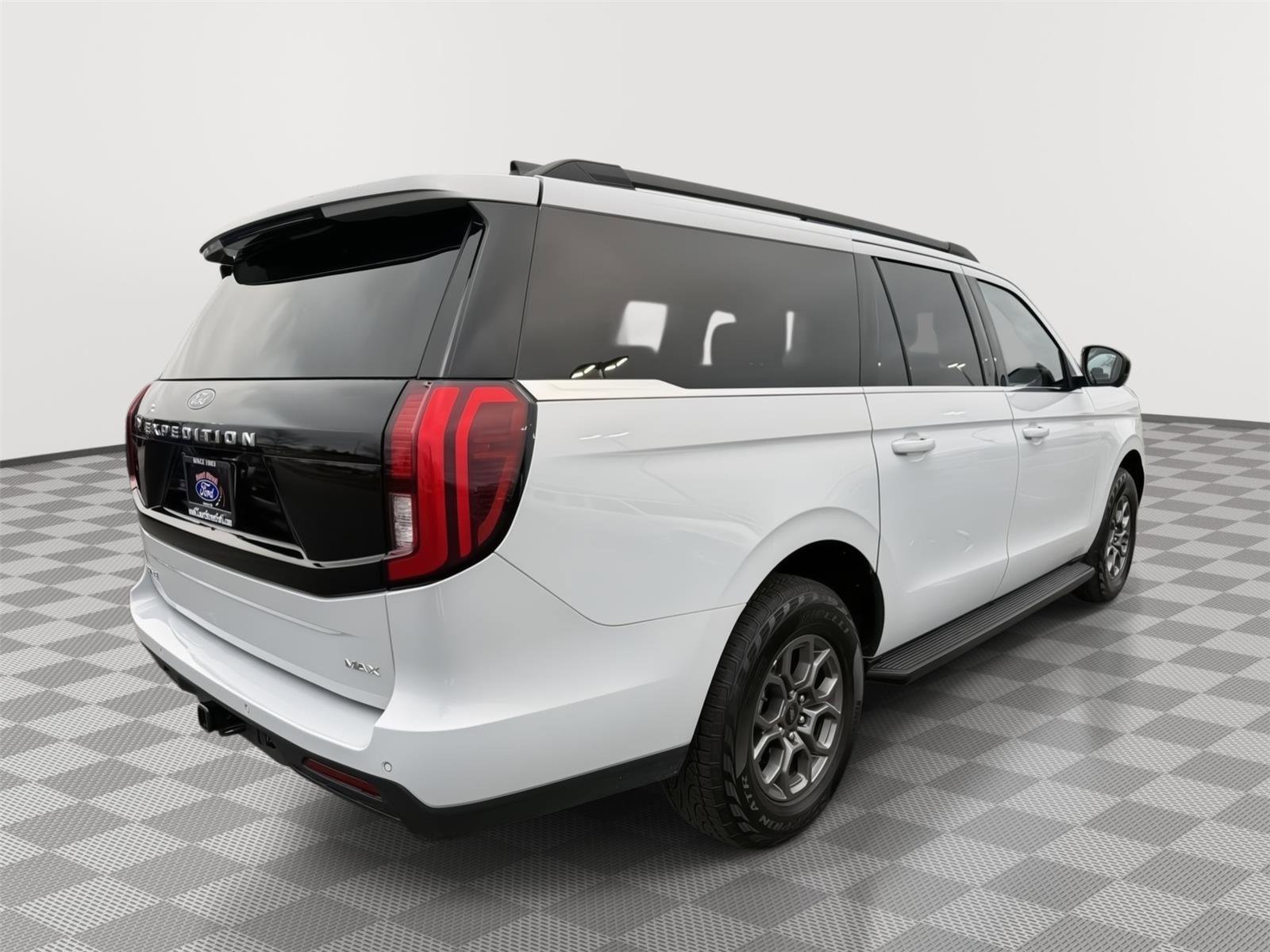 Certified 2025 Ford Expedition Max Active AWD/4WD image 7