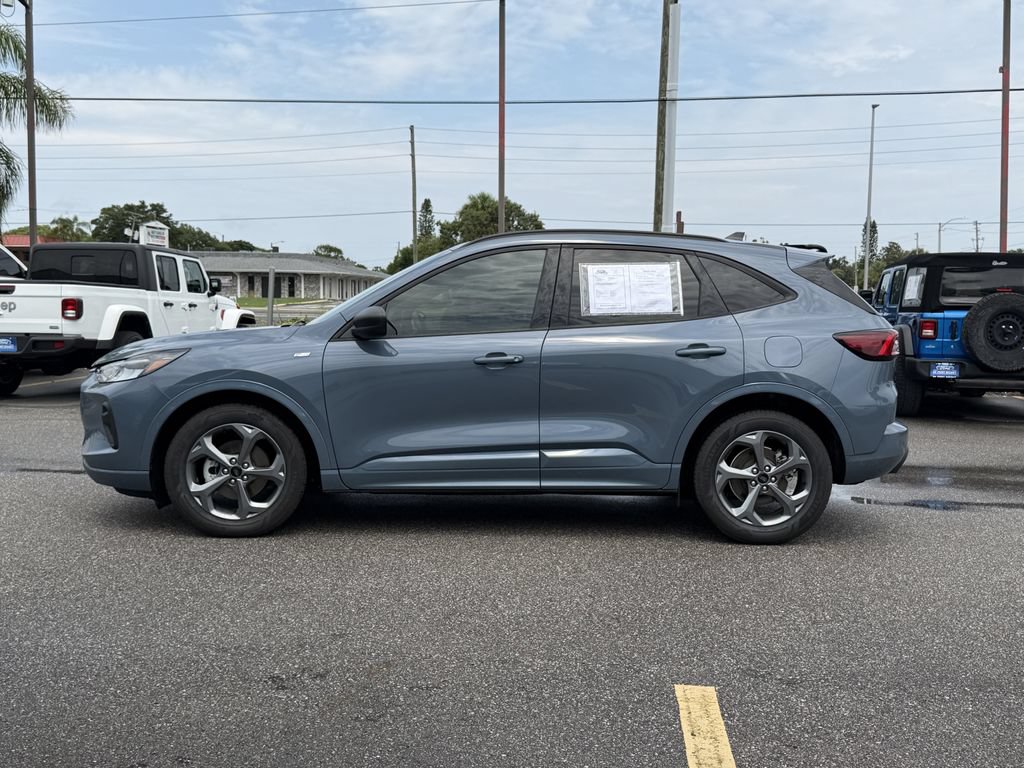 Certified 2023 Ford Escape ST-Line w/ Equipment Group 301A FWD image 7