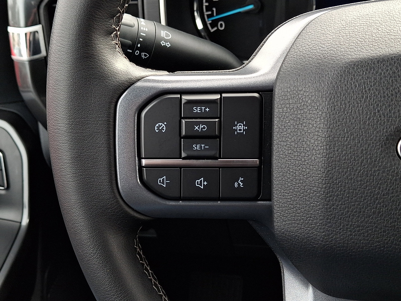 Certified 2023 Ford F150 XLT w/ Equipment Group 302A High image 24