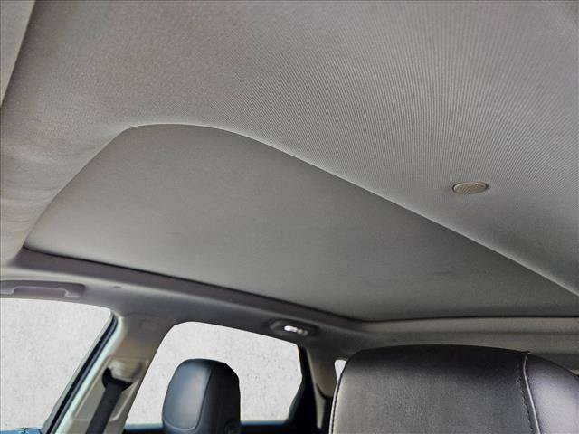 Used 2019 Cadillac XT5 Premium Luxury FWD image 25