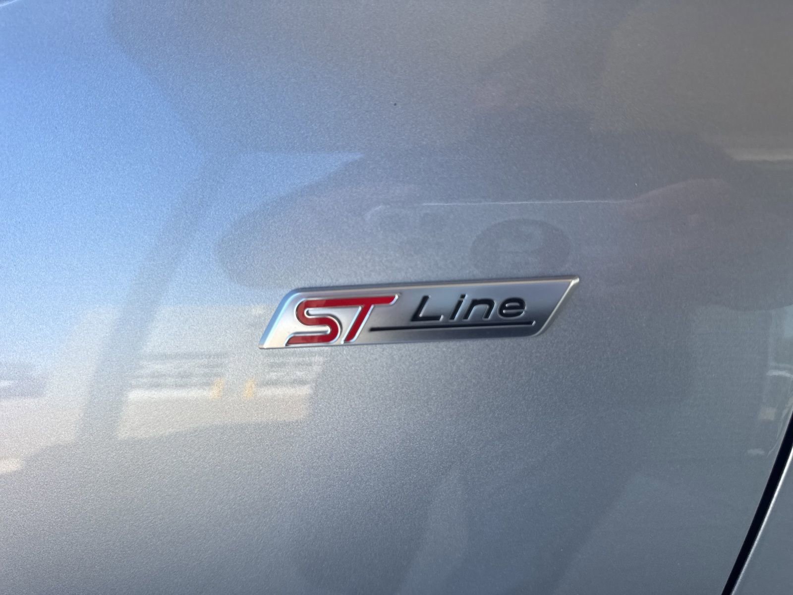 Certified 2024 Ford Escape ST-Line w/ Tech Pack #1 image 18