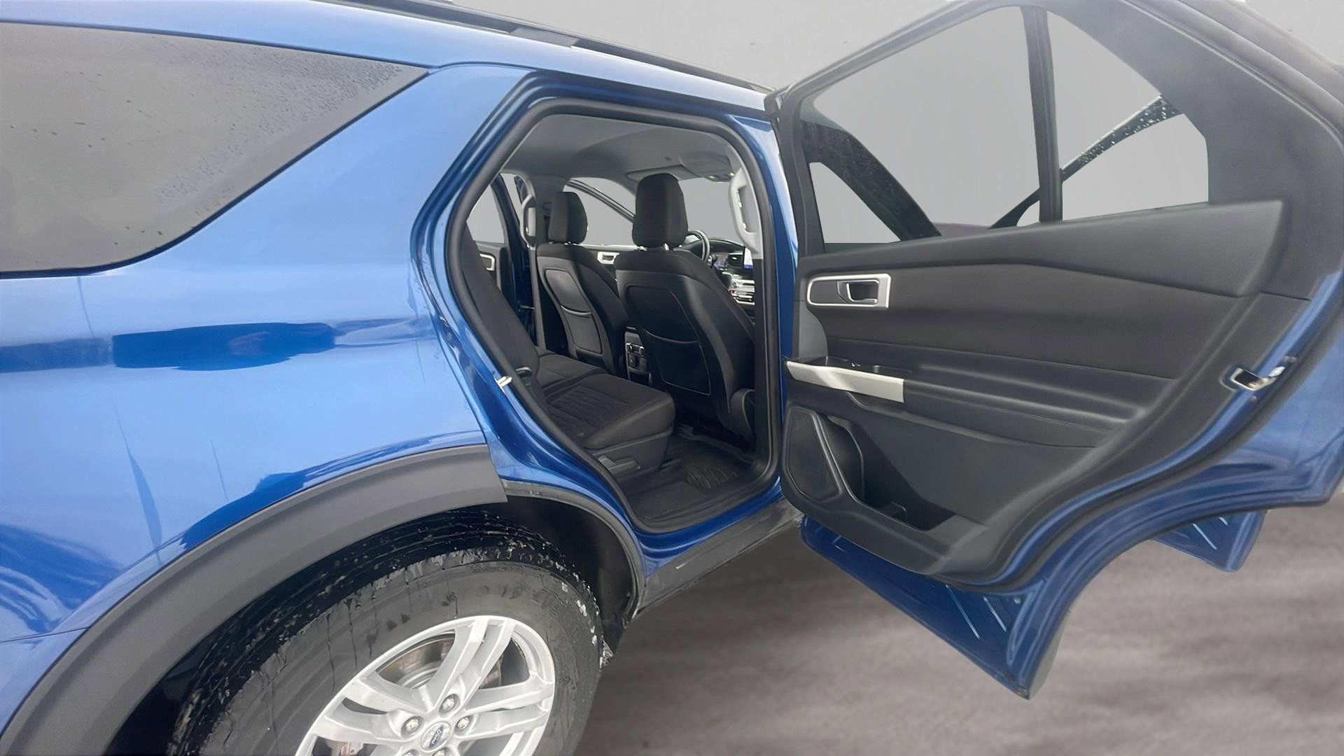 Certified 2020 Ford Explorer XLT w/ Comfort Package image 24