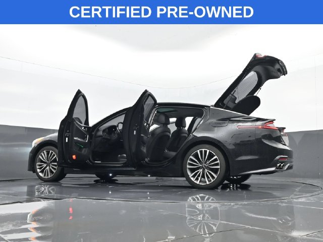 Used 2018 Kia Stinger Premium AWD/4WD image 37