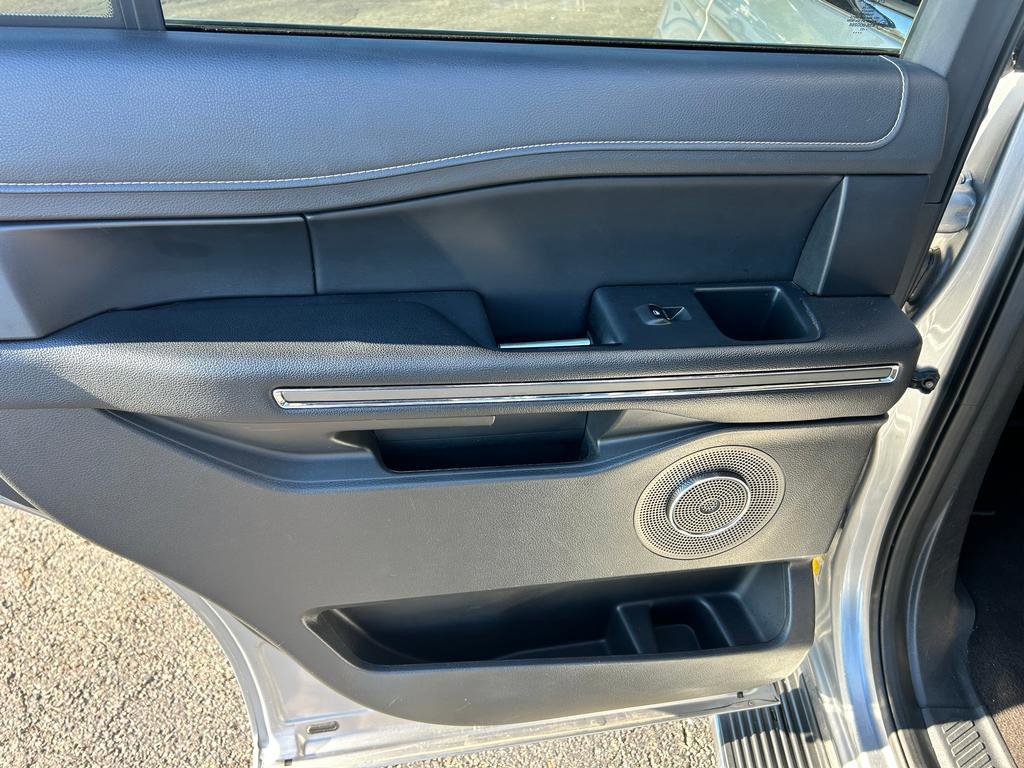 Certified 2023 Ford Expedition XLT image 14