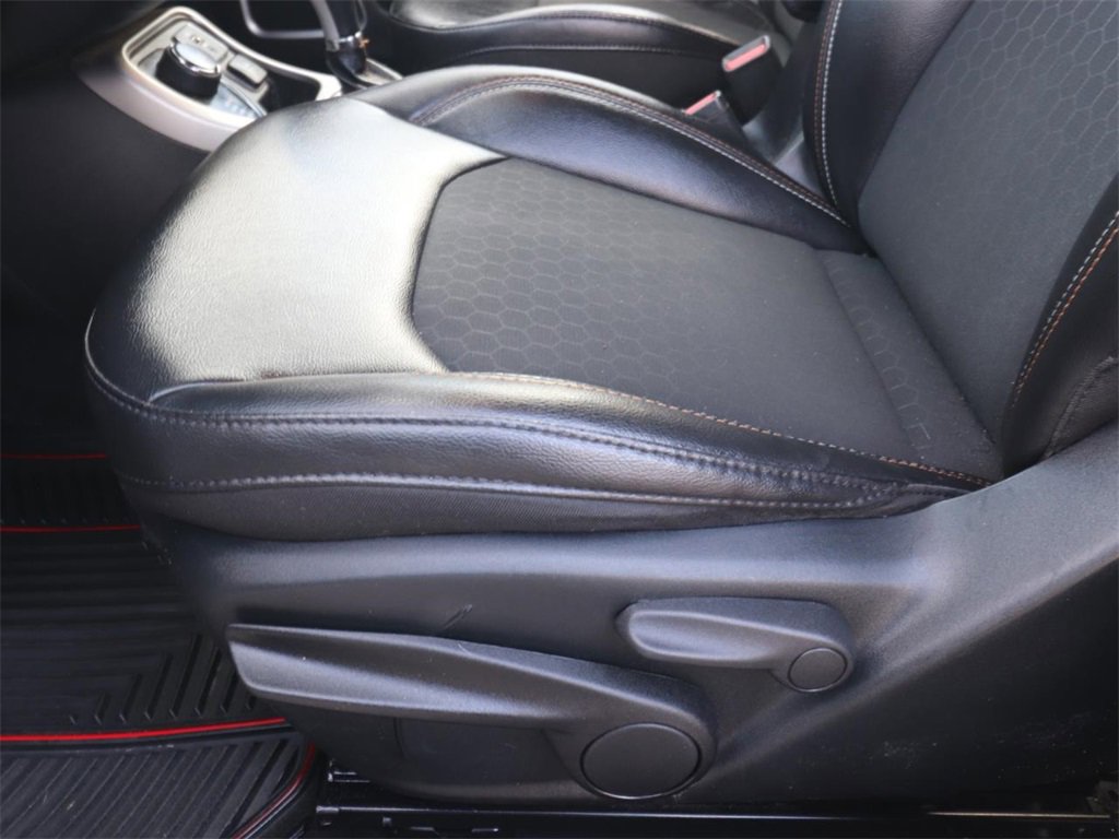 Used 2019 Jeep Compass Latitude image 16