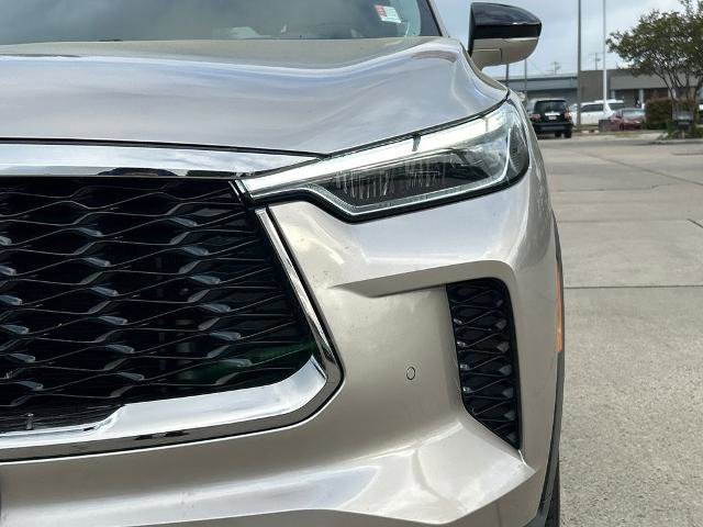 Used 2023 INFINITI QX60 Luxe w/ Vision Package image 12