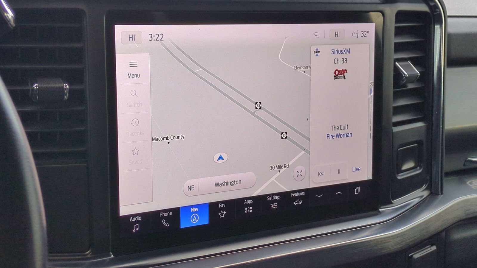 Certified 2025 Ford F350 Lariat w/ Black Appearance Package image 30