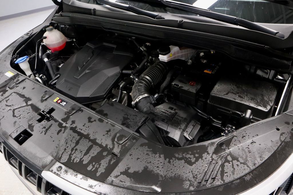 Used 2024 Kia Carnival LX image 18