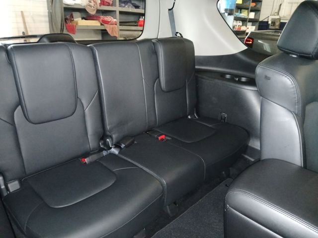 Used 2024 Nissan Armada SL w/ Captain's Chairs Package image 47