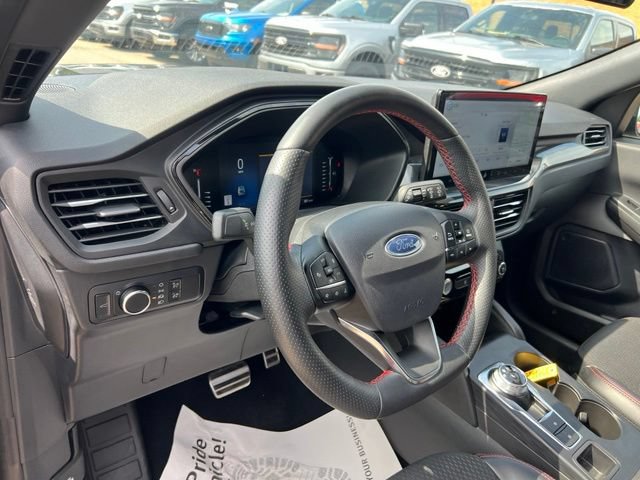 Certified 2024 Ford Escape ST-Line w/ Tech Pack #1 AWD/4WD image 7