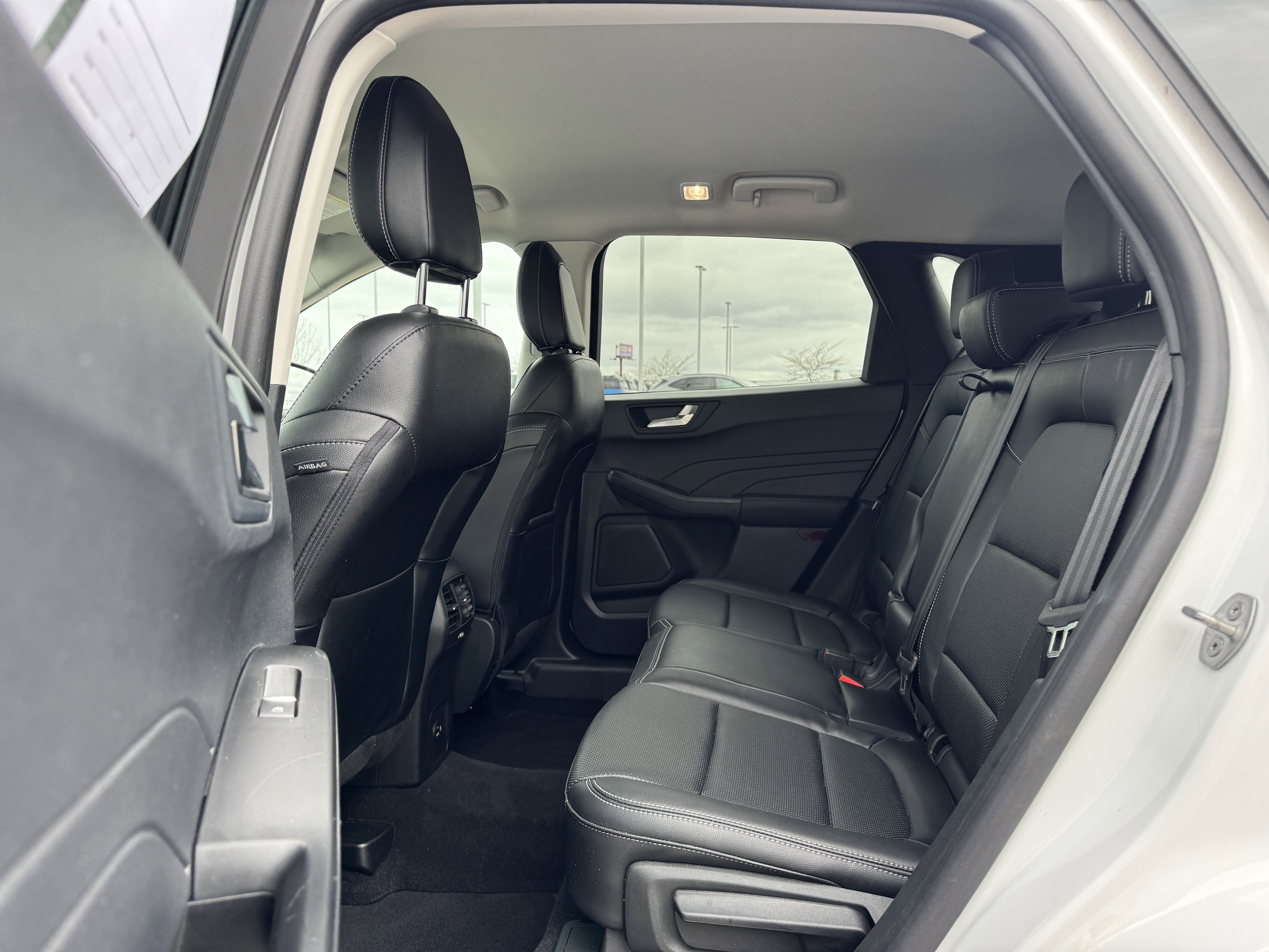Certified 2022 Ford Escape SEL AWD/4WD image 19