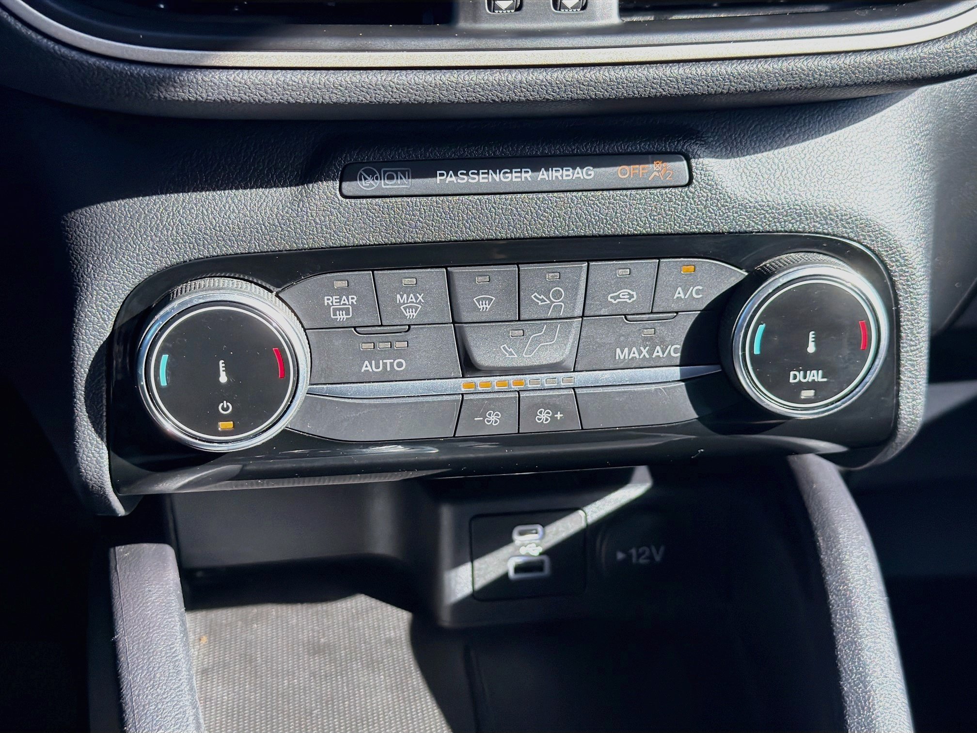 Certified 2022 Ford Escape SE w/ Convenience Package FWD image 15