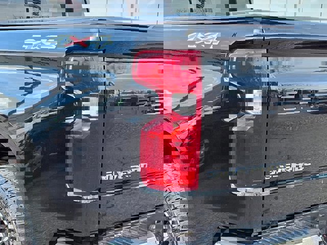 Used 2022 Chevrolet Silverado 1500 LT image 23