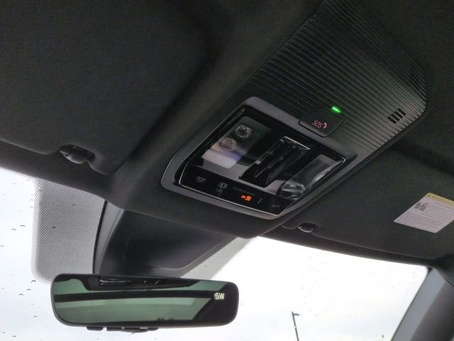 Used 2024 Volkswagen Atlas Cross Sport SE image 21