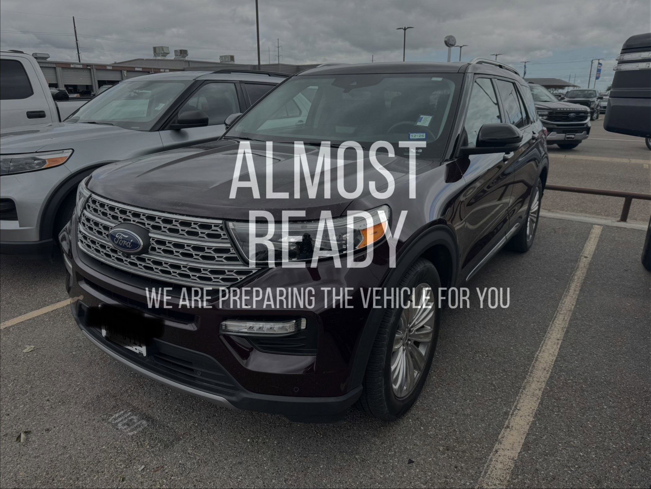 Certified 2023 Ford Explorer Limited w/ Limited Technology Package RWD image 2