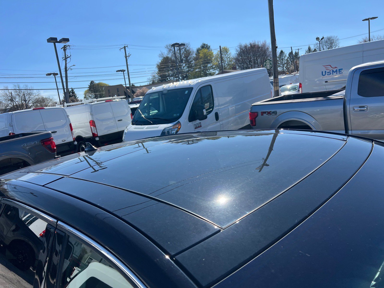 Certified 2020 Ford Edge Titanium w/ Class II Trailer Tow Package image 3