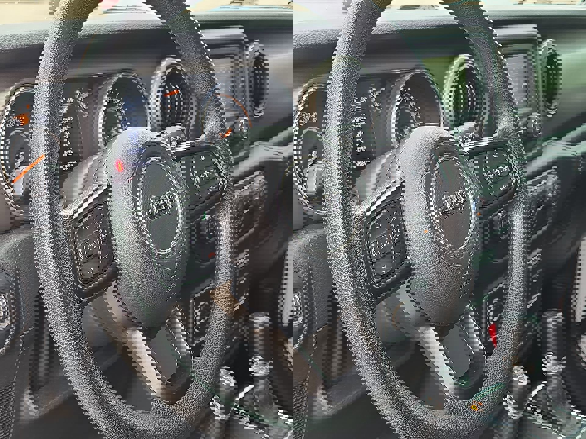 Used 2018 Jeep Wrangler Unlimited Sport image 12