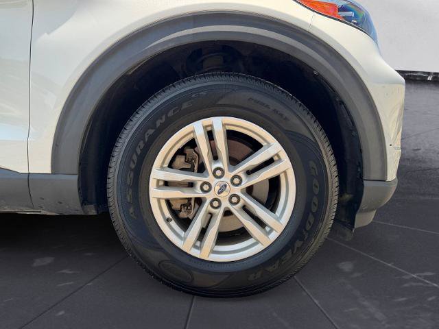 Certified 2020 Ford Explorer XLT w/ Equipment Group 202A RWD image 14