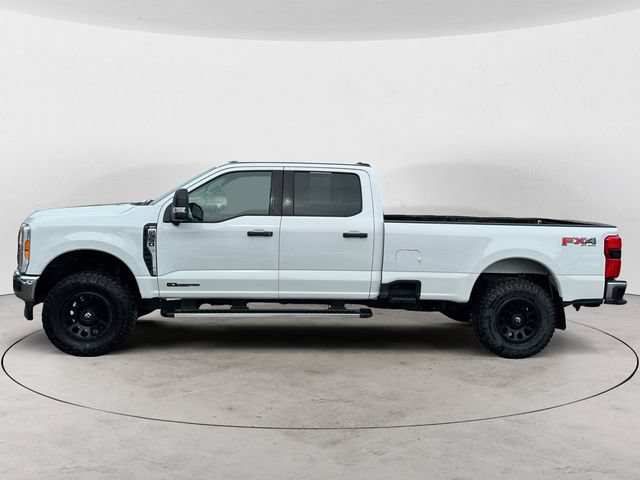 Certified 2024 Ford F350 XLT w/ 360-Degree Camera Package AWD/4WD image 2